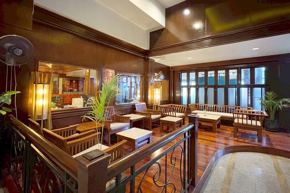 Rattana Beach Hotel - 3 Stars Hotel Near Karon Beach, Phuket