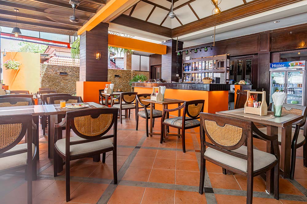 Rattana Beach Hotel - 3 Stars Hotel Near Karon Beach, Phuket